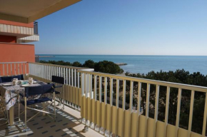 Cozy flat with a breathtaking sea view Porto Santa Margherita
